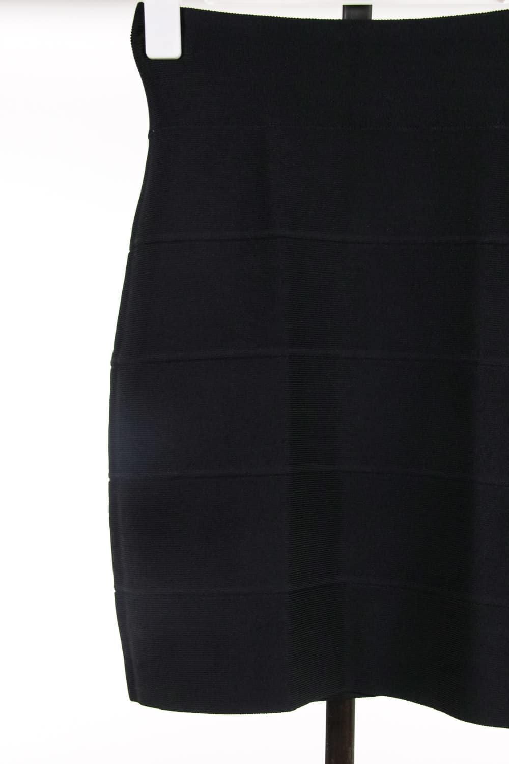  BCBG Max Azria  Noir