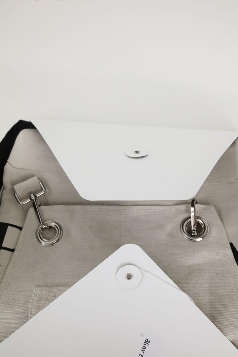 Lifestyle Prada  Beige