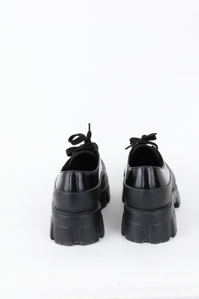 Chaussures à lacets Prada  Noir