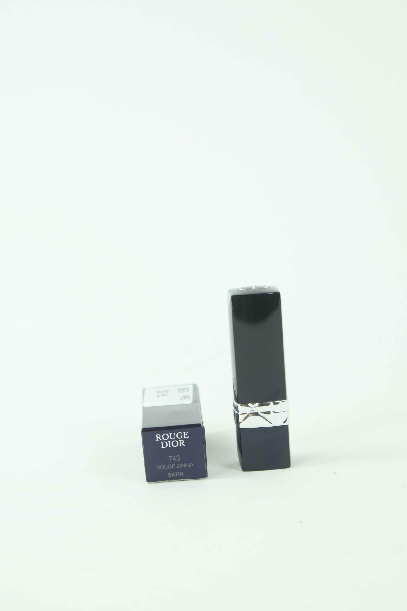 Rouge à lèvres Dior  Rouge