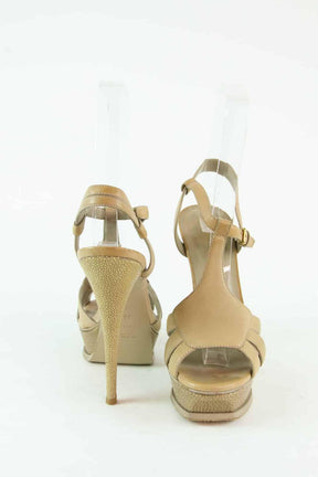 Talon modèle Tribute  Yves Saint Laurent  Beige