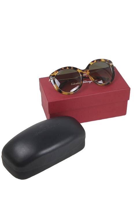 Lunettes de soleil Salvatore Ferragamo  Marron