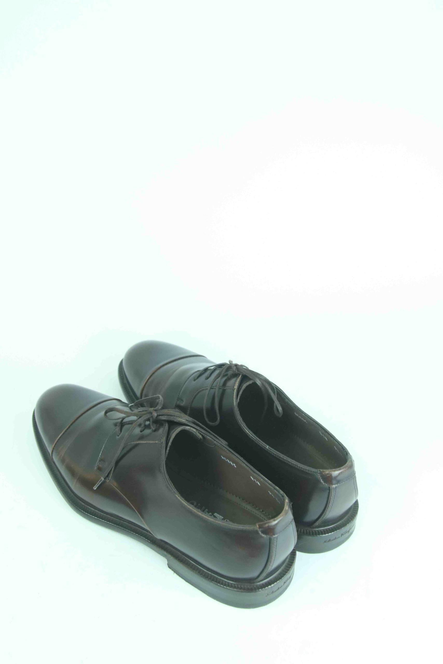 Chaussures à lacets Salvatore Ferragamo  Marron