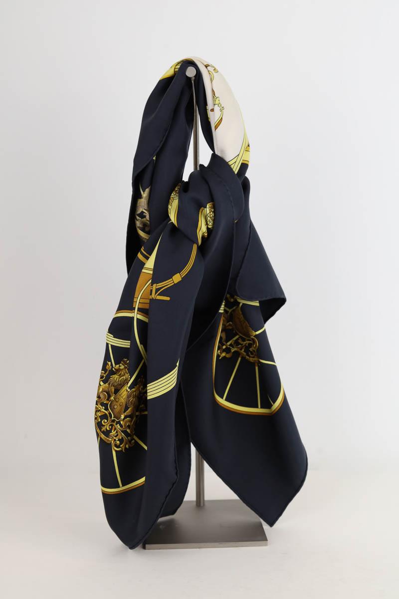 Foulard Hermès  Beige