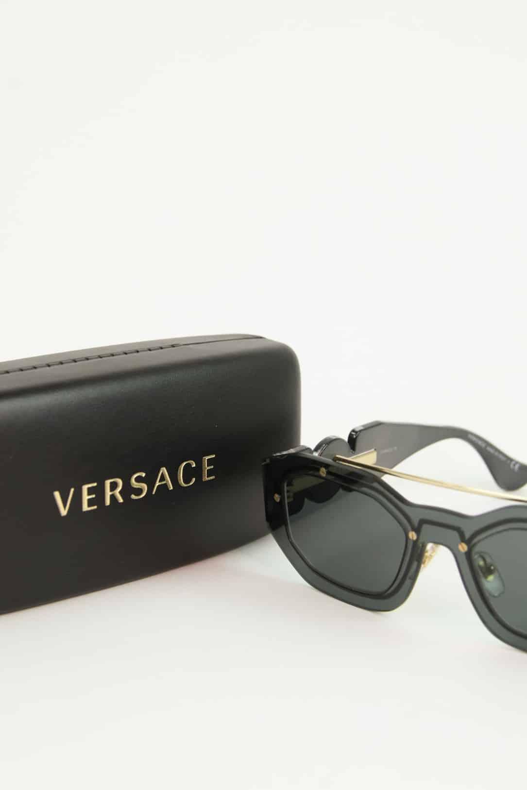 Lunettes de soleil Versace de seconde main pour Femme