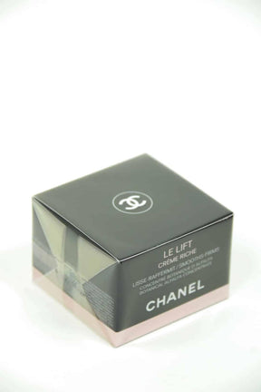  Chanel  Noir