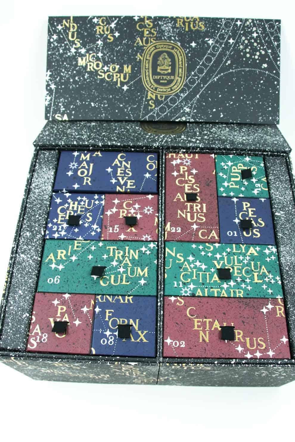 Calendrier 2022 Diptyque  Bleu