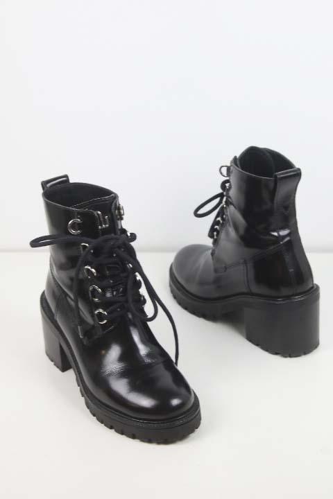 Boots à lacets Maje de seconde main pour Femme - Main Image