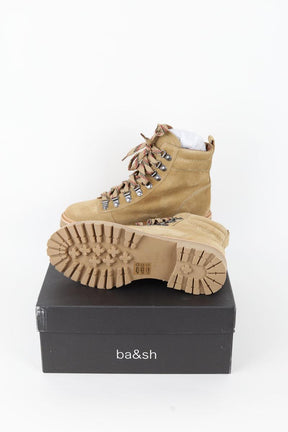 Boots Bash  Camel