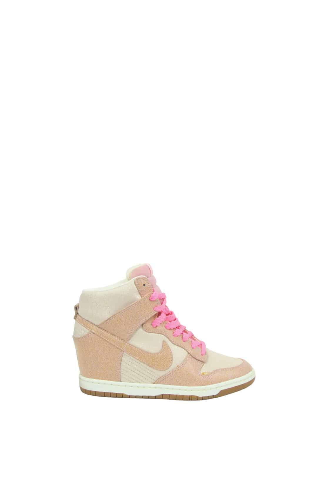 Baskets compensées - Modèle Wmns Dunk Sky High Desert Sand Gum Nike  Rose