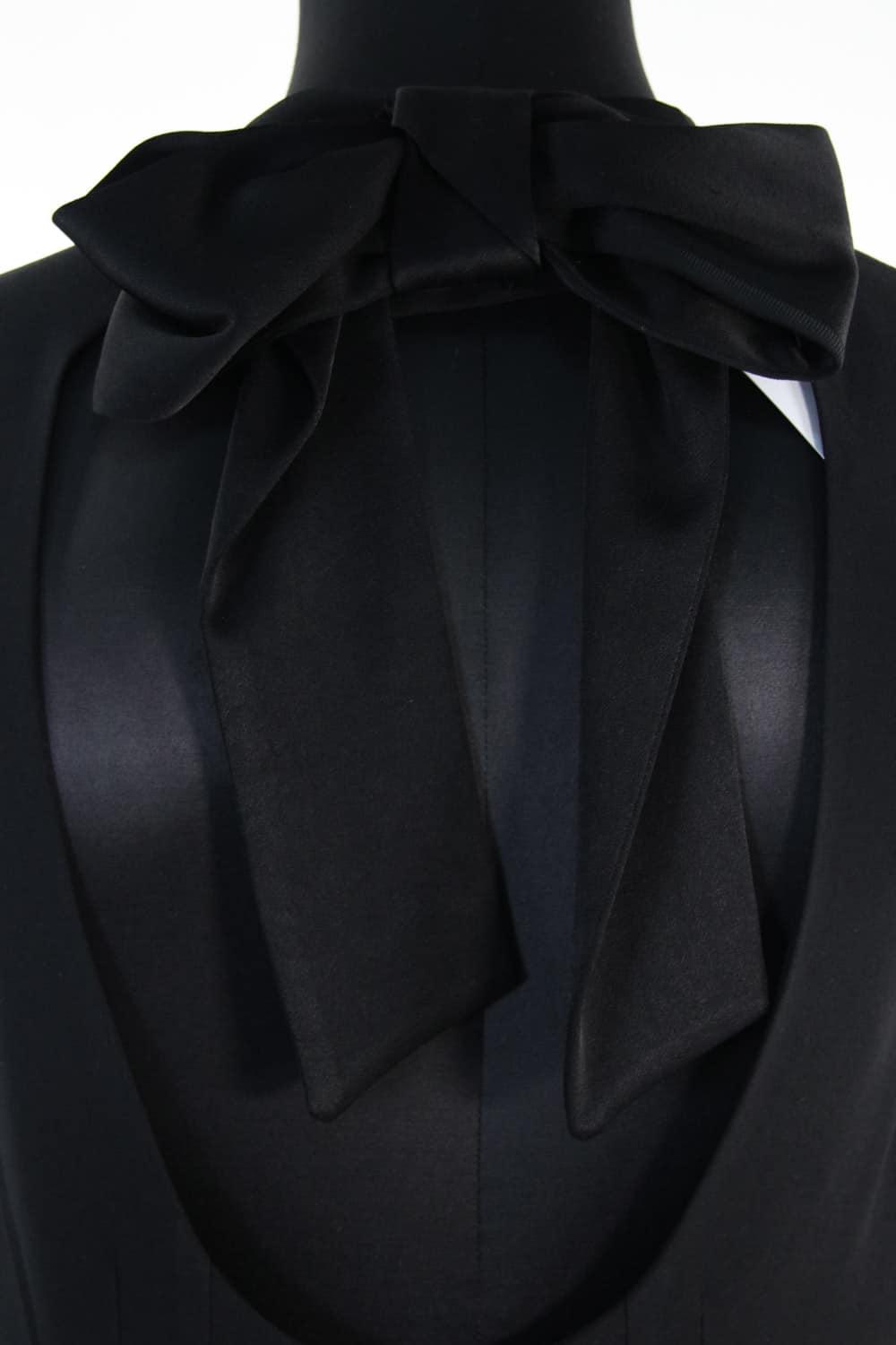 Robe noir