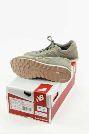  New Balance  Kaki