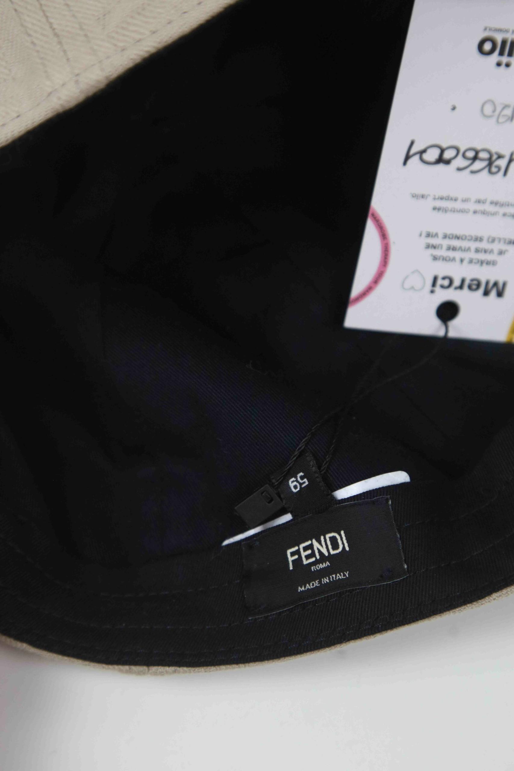 Casquettes Fendi  Beige