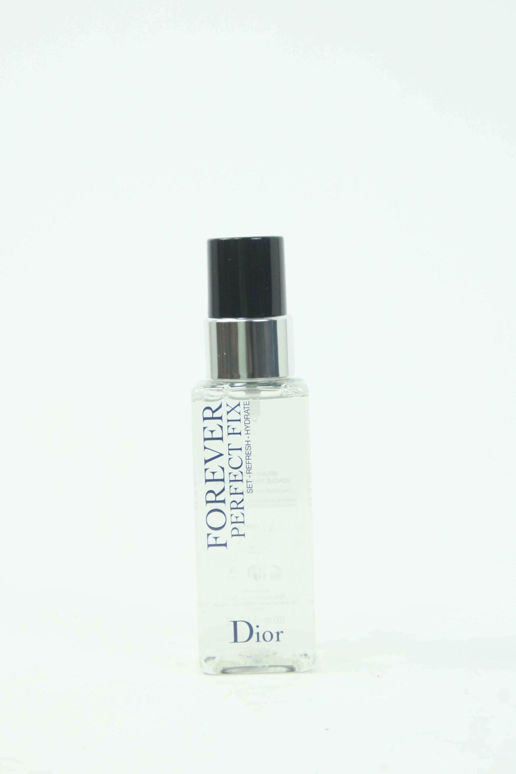 Base de teint Dior  Bleu