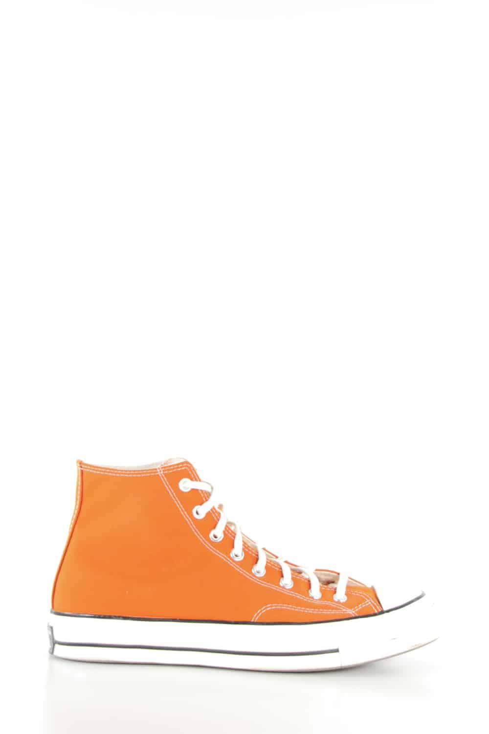  Converse  Orange