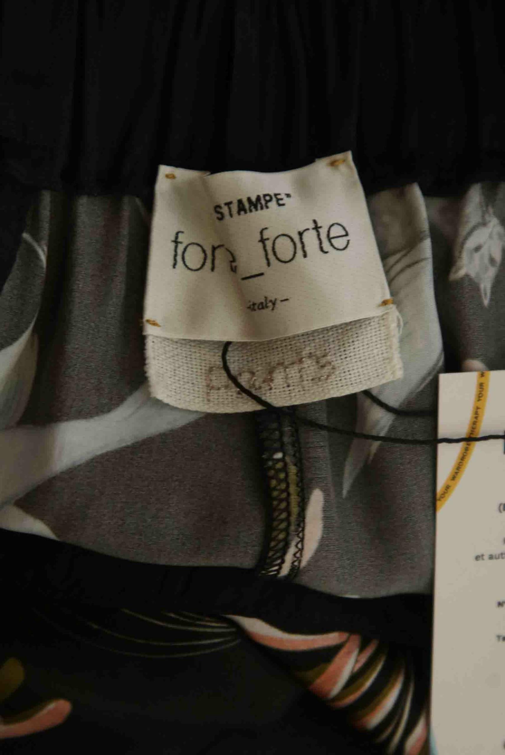 Large Forte Forte  Noir