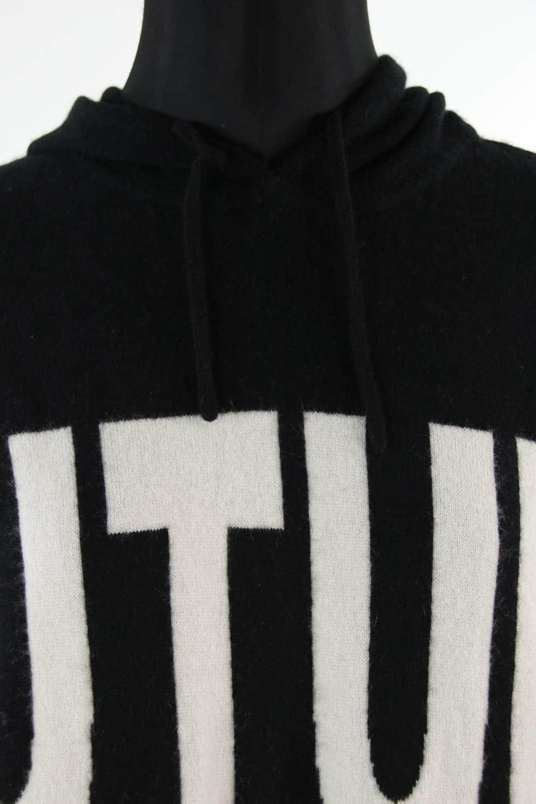 Pull-over From Future  Noir