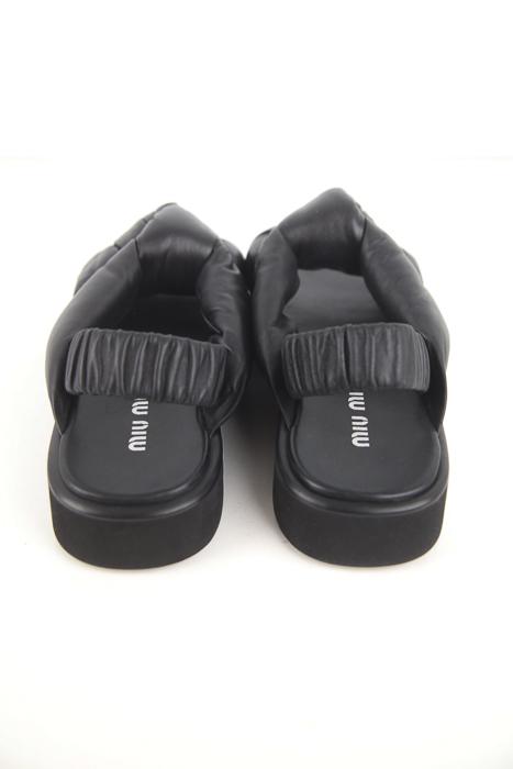 Mules Miu Miu  Noir