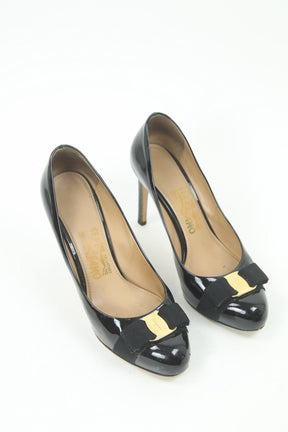 Escarpins vernis  Salvatore Ferragamo  Noir