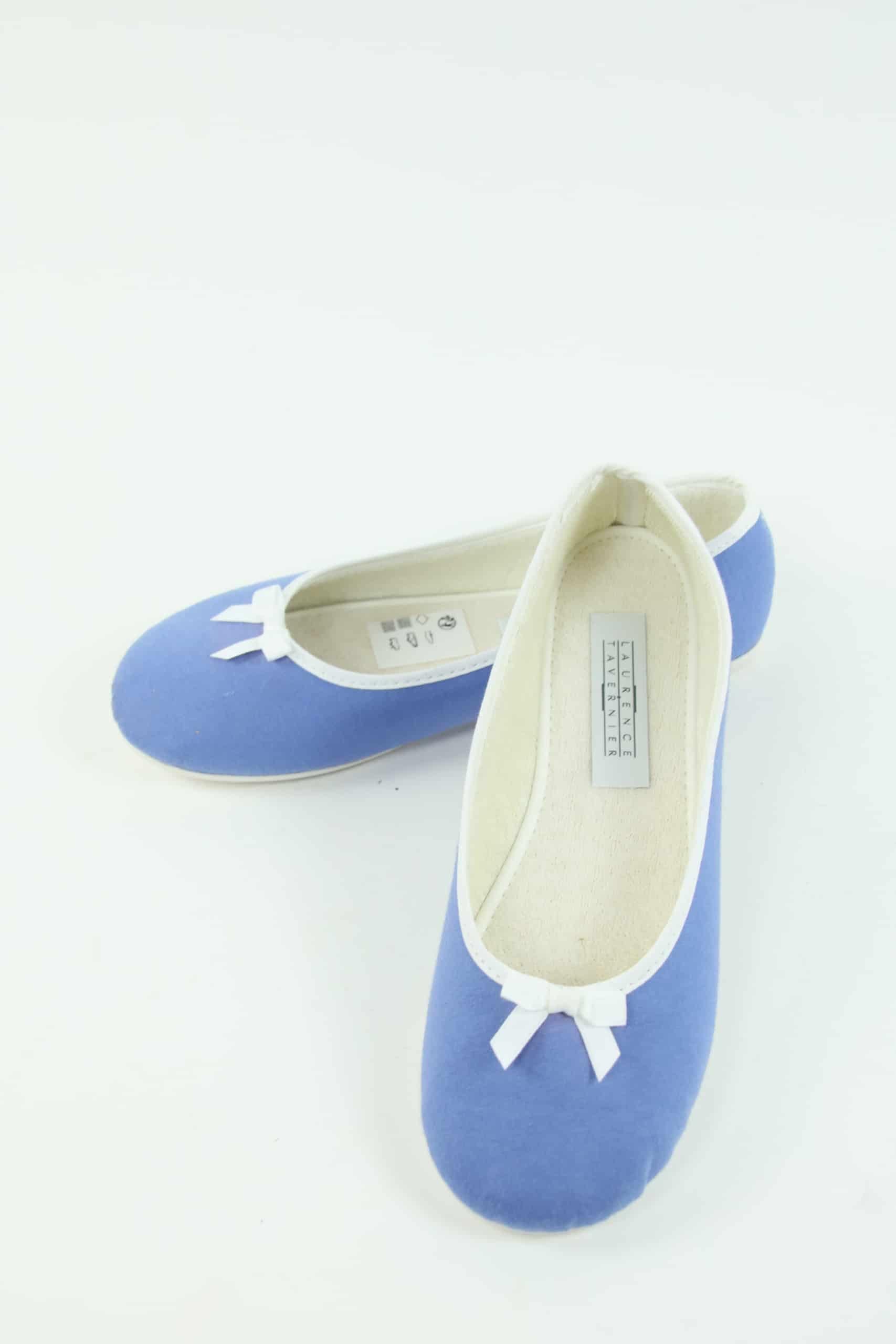  Laurence Tavernier  Bleu