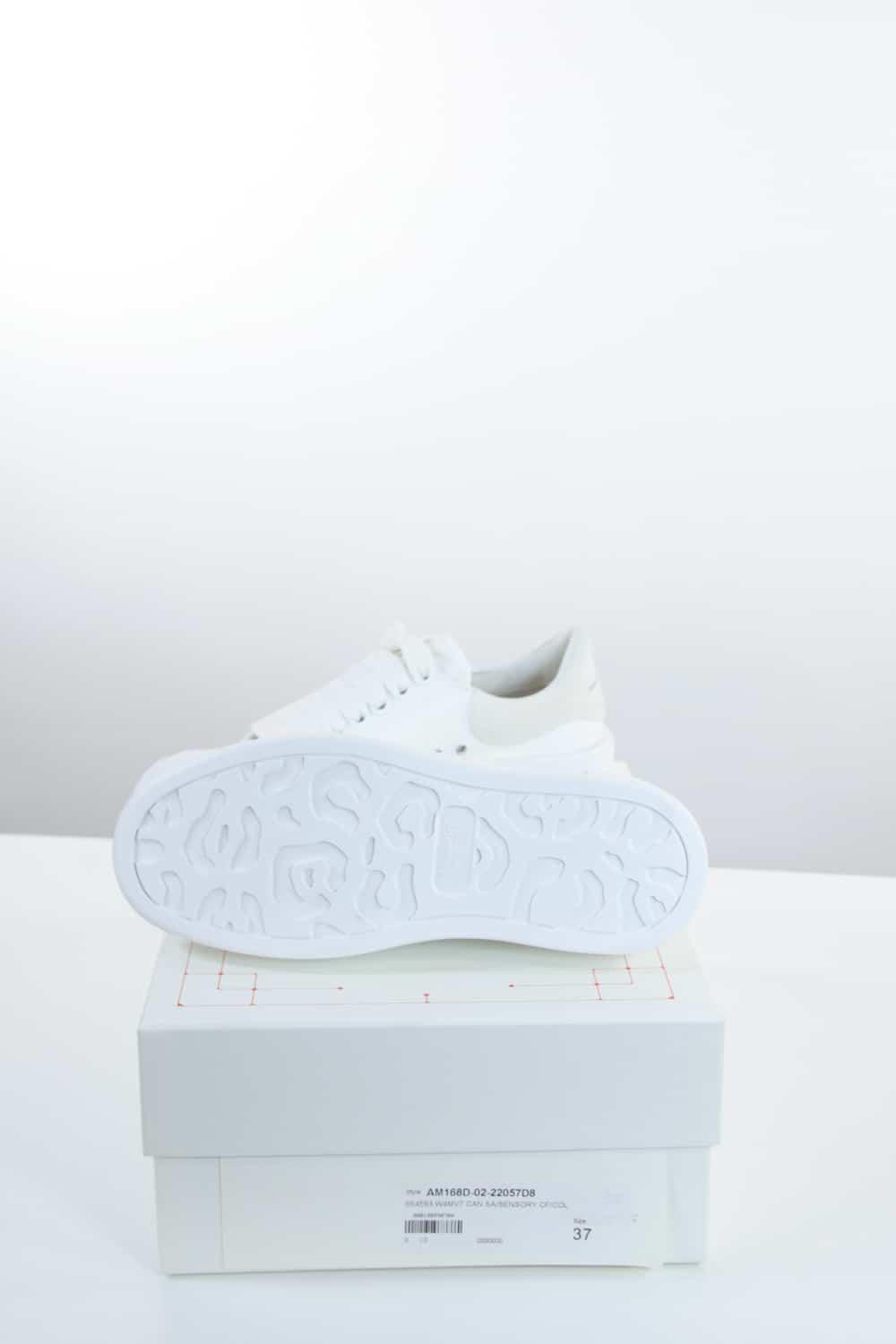  Alexander McQueen  Blanc